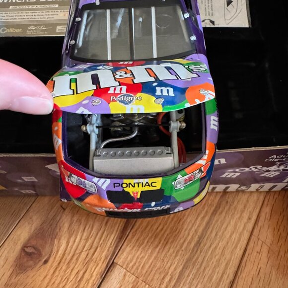 TEAM CALIBER 1:24 #36 K SCHRADER M&M Owner's Series Brand New Limited to 2,438 - Picture 8 of 11